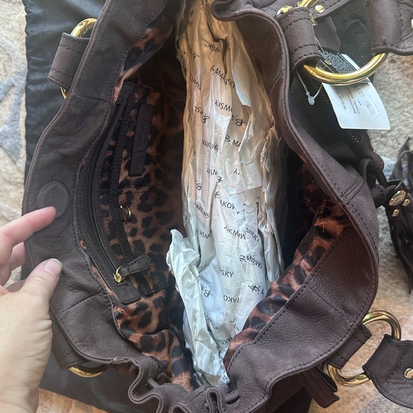 B makowsky yvette tassel bag - Picture 2 of 7